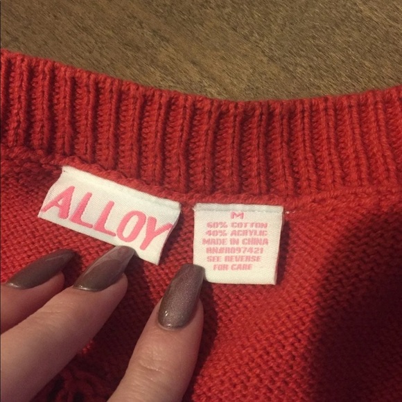 ✨2/$10 (M) Coral Crop Sweater - Picture 4 of 4